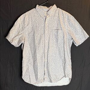 Old Navy Men's Blue Patterned Button Down Shirt